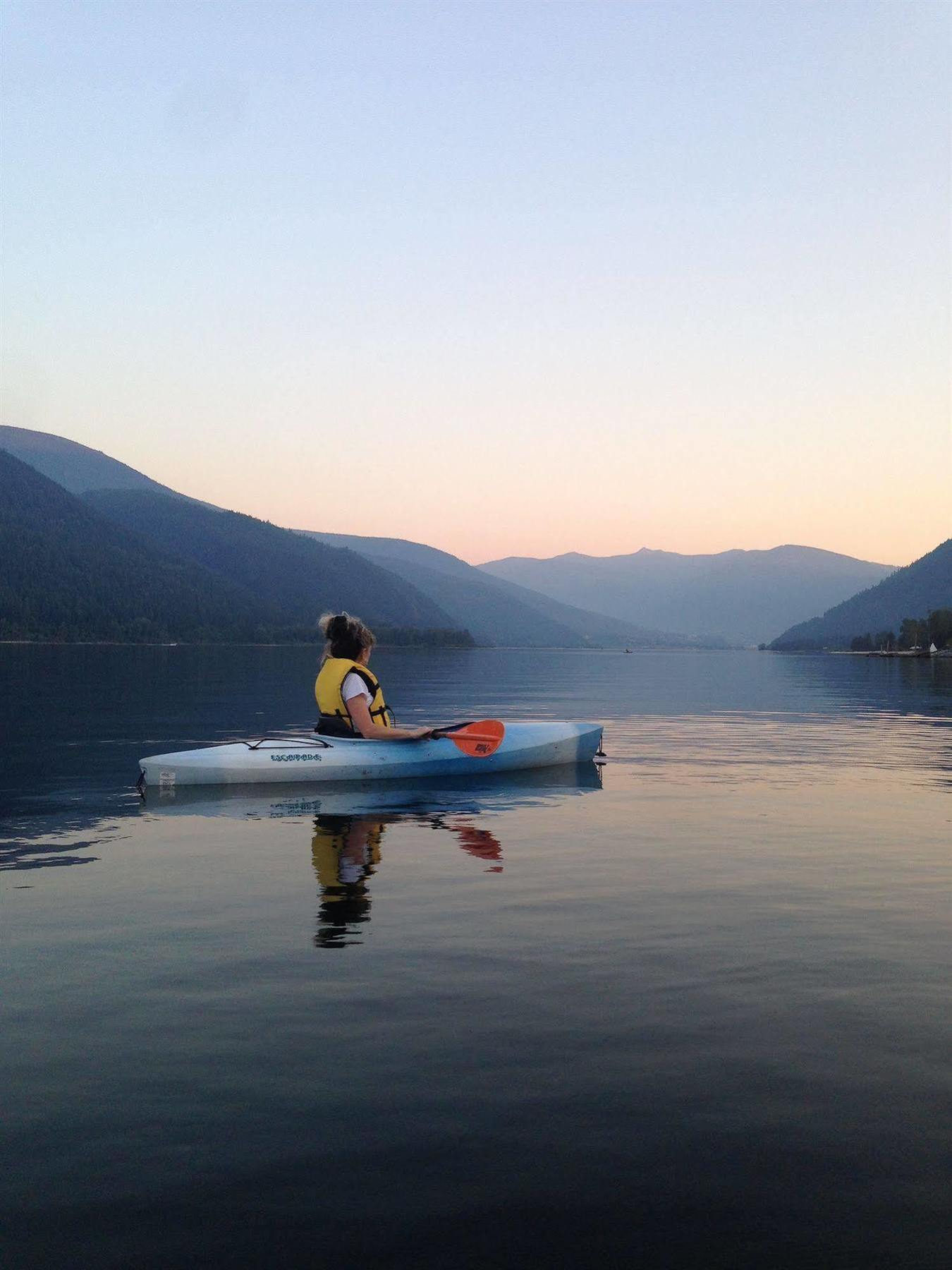 Kokanee Glacier Resort Нельсон Экстерьер фото